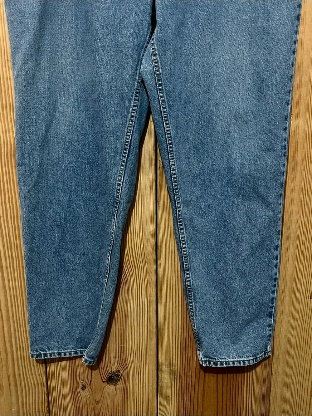 Vintage Levi's 560 Loose Fit Tapered Leg Jeans Men's Size 40x34 Made in Colombia